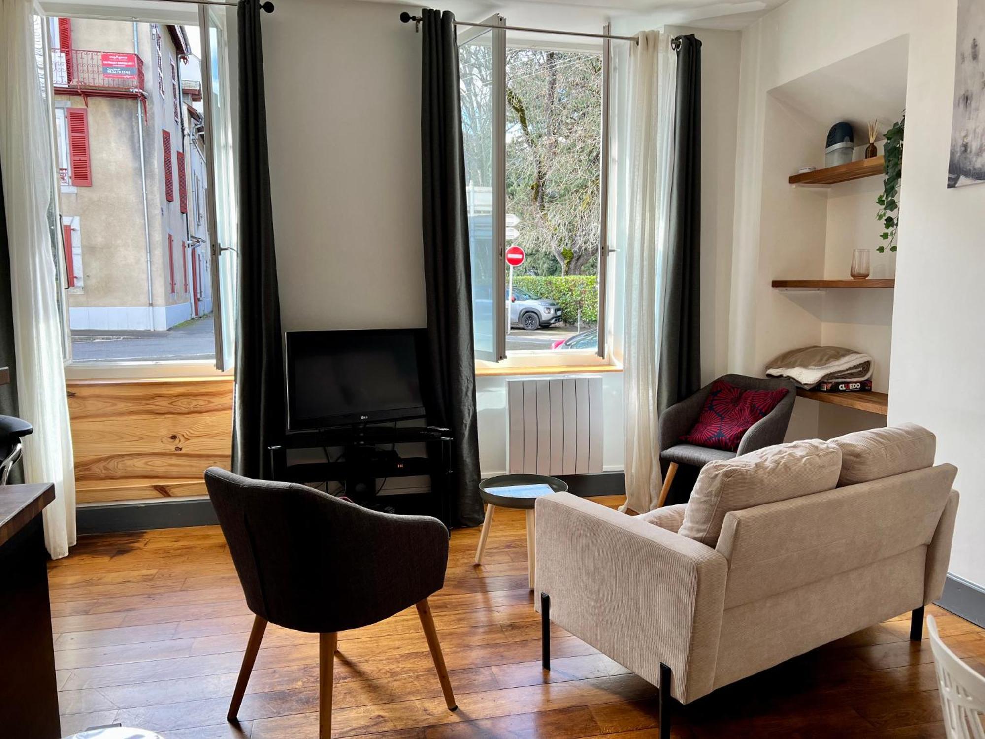 Joli Appartement En Centre Ville Bagnères-de-Bigorre Exterior foto